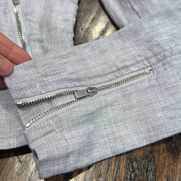 LOFT Soft Gray Suit Jacket - Picture 4 of 8